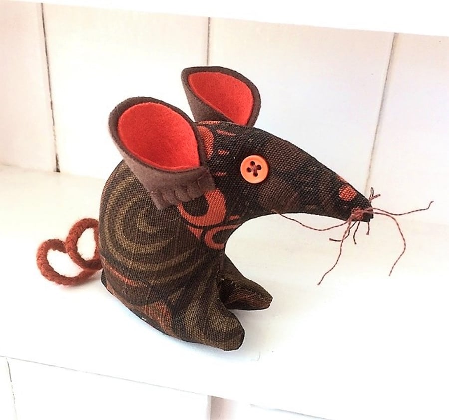REDUCED it’s  MARVIN MOD !  RETRO Mouse in BORAS Vintage fabric