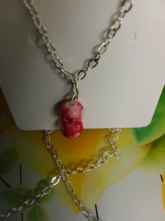 Gorgeous Hot pink marbled effect beaded necklace, silver plated chain with exten