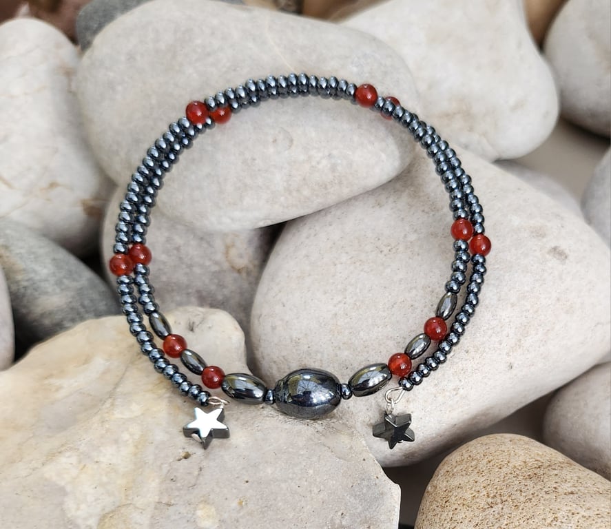 Red Agate and Haematite memory wire bangle