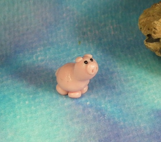Tiny Fingertip Piglet OOAK Sculpt by Ann Galvin Gnome Village