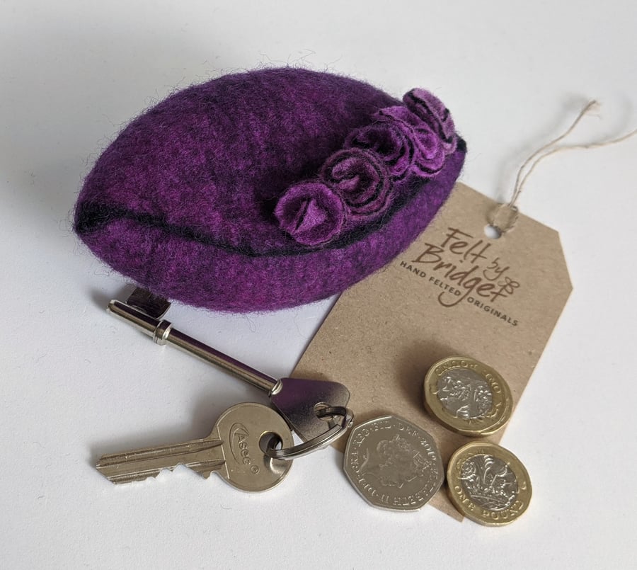 Wet felted Pod Purse: Purple (L)