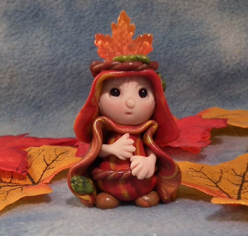 Tiny Hedgerow Princess Gnome 'Gilda' with autumn crown OOAK Sculpt Ann Galvin