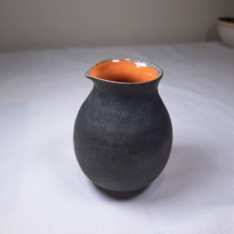 SMALL ROUND CERAMIC POURER - burnt orange and charcoal.... Christmas gift