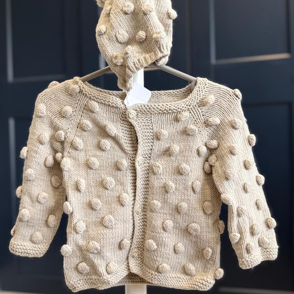 Hand-Knitted Baby Cardigan and Hat Set with Bobble Detail – Oatmeal Beige