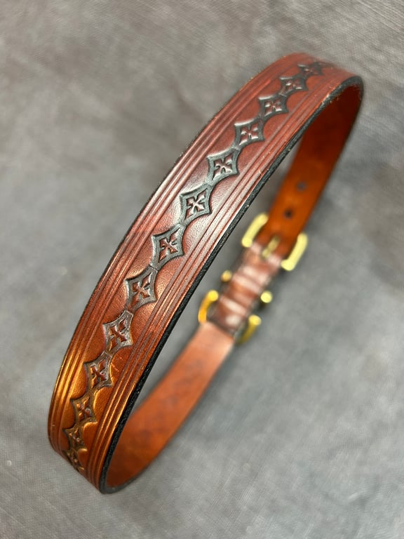 Hand embossed leather dog collar large