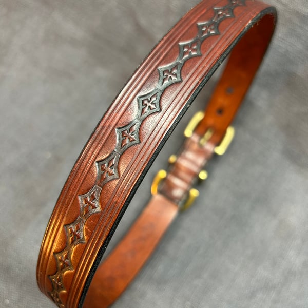 Hand embossed leather dog collar large