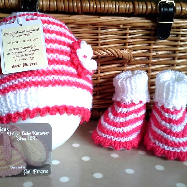 Designer Hand Knitted Baby Girl's Beanie Hat & Booties Gift Set  0-6 months size
