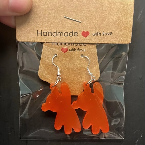 Bear resin drop earrings