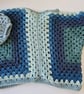 Kids crochet cropped hexi sweater - Image 2