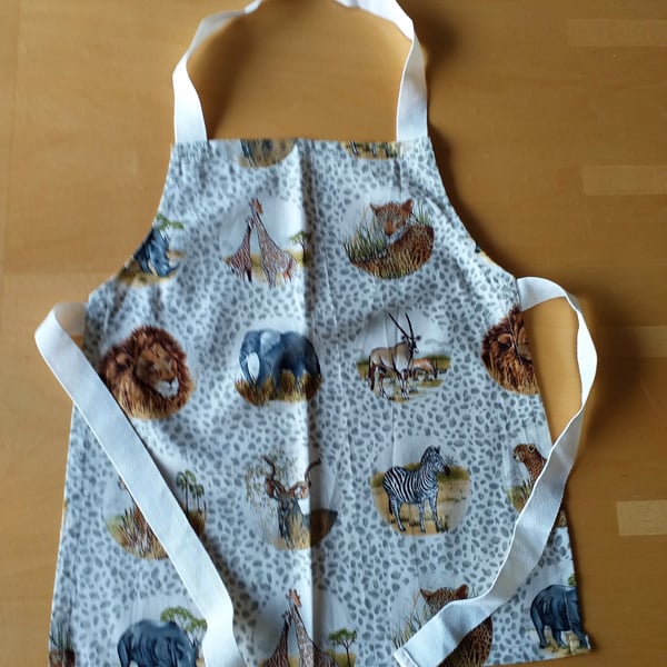 Jungle, Apron, age 2-6 approximately, wild animals