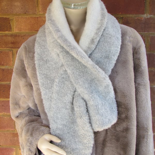 Faux-Fur Alpaca knitted Scarves Large