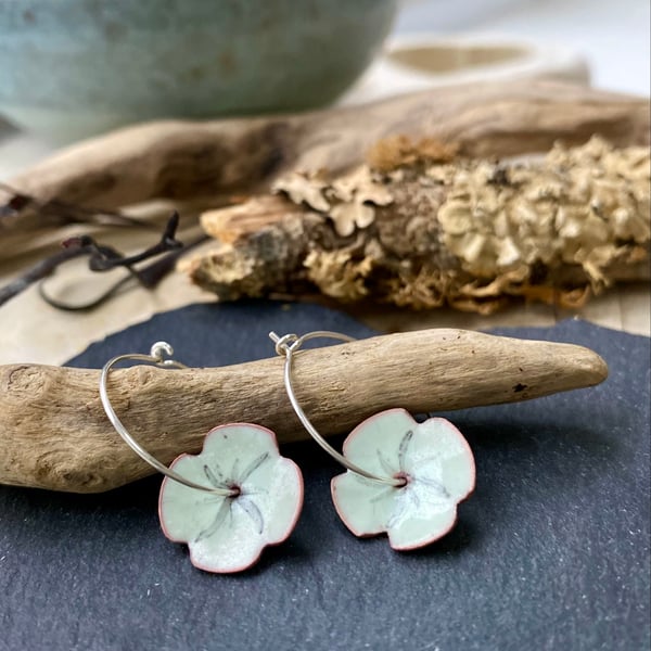 Flower enamel silver hoop earrings 