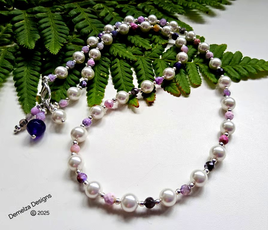 Designer Agate & White Shell Pearl Necklace 