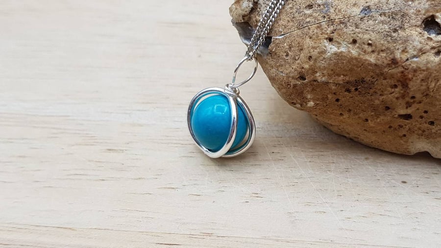 Minimalist Turquoise circle pendant. December birthstone