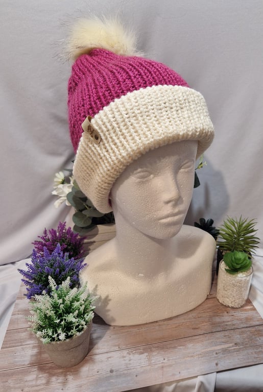 Knitted childs pompom hat in light Burgundy 