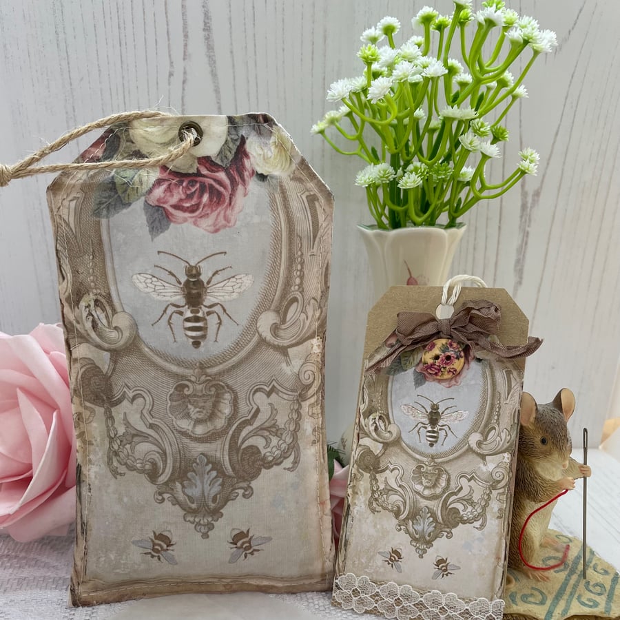 Queen Bee Lavender Sachet, Gift Tag and Glassine Bag PB3