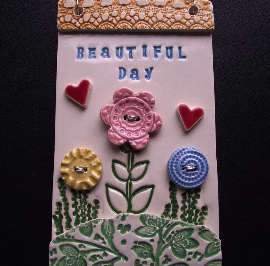 Ceramic Beautiful Day wall plaque 