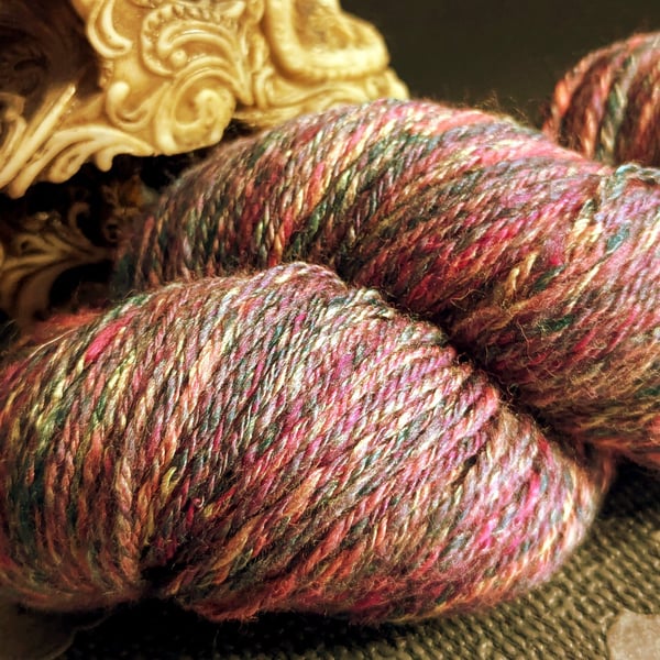 Hummingbird hand spun yarn – Merino and bamboo