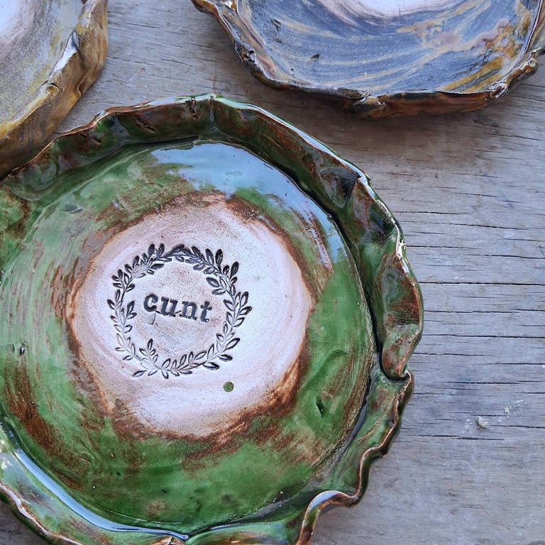 c8nt cake plate ceramic handmade stoneware in ochre, green or brown