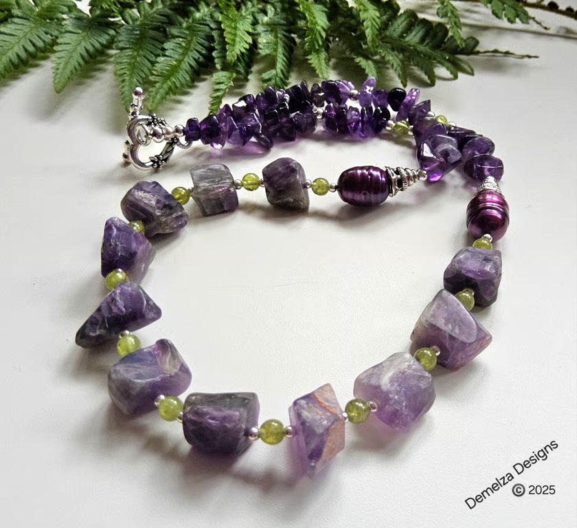 Raw Amethyst & Barogue Culture Pearl & Peridot Necklace