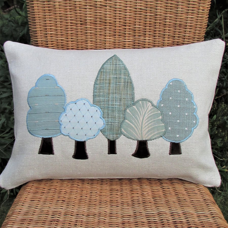 Summer trees rectangular cushion
