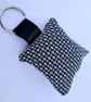 Black and white mini keyring  - Image 2