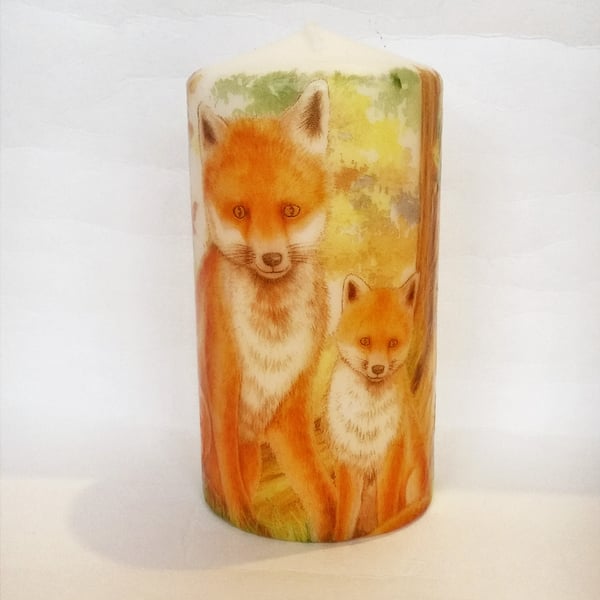 woodland foxes candle