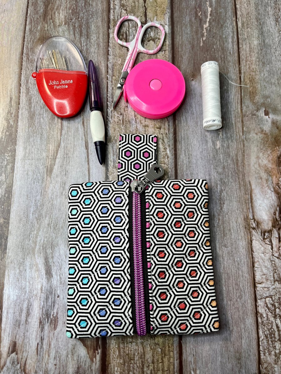 Rainbow Hexi quilted Mini Zip Pouch, Coin Purse, Keyring Purse, Emergency Kit, G