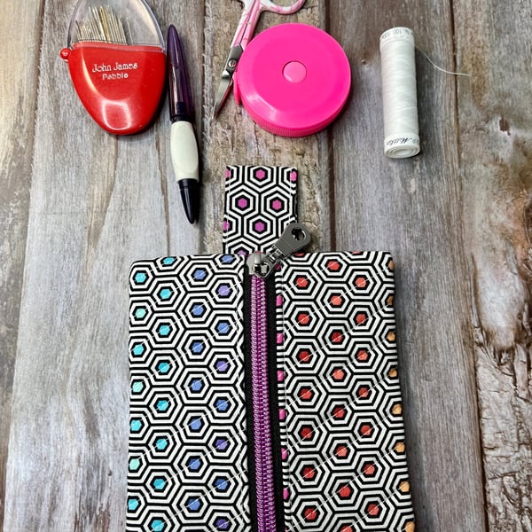 Rainbow Hexi quilted Mini Zip Pouch, Coin Purse, Keyring Purse, Emergency Kit, G
