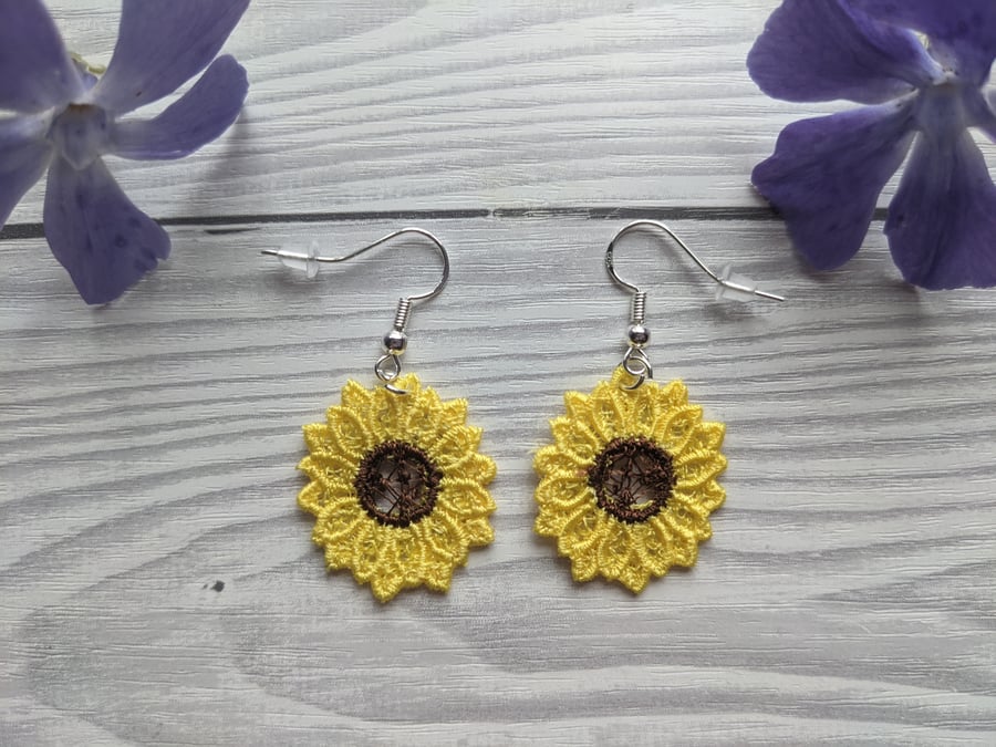 Sunflower Lace earrings