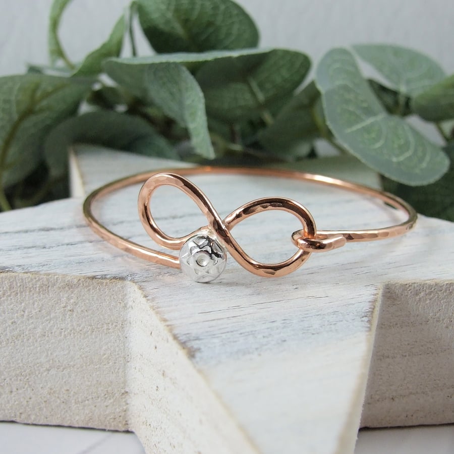 Copper Bangle. Tension Bracelet with Silver Flower. Size Medium