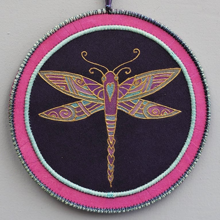 DFPM04 - Dragonfly Mandala Wall Hanging - 17.5cm diameter - Plum-Pink-Gold
