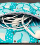 Small funky zipped pouch with charming foxes on light turquoise - Image 5