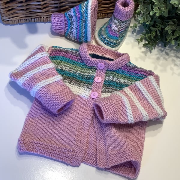 Baby Girl's Cardigan & Matching Booties Set Size 0-6 months 