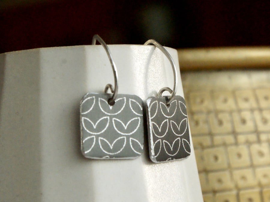 Grey square drop earrings