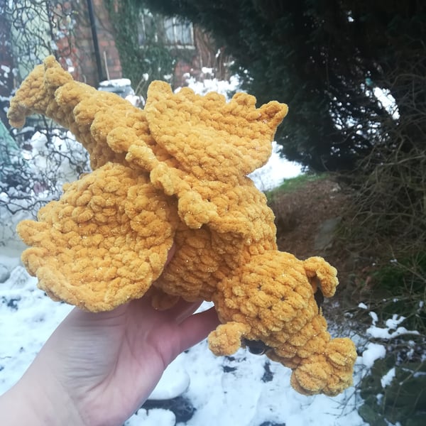 Crochet House Dragon Hufflepuff 