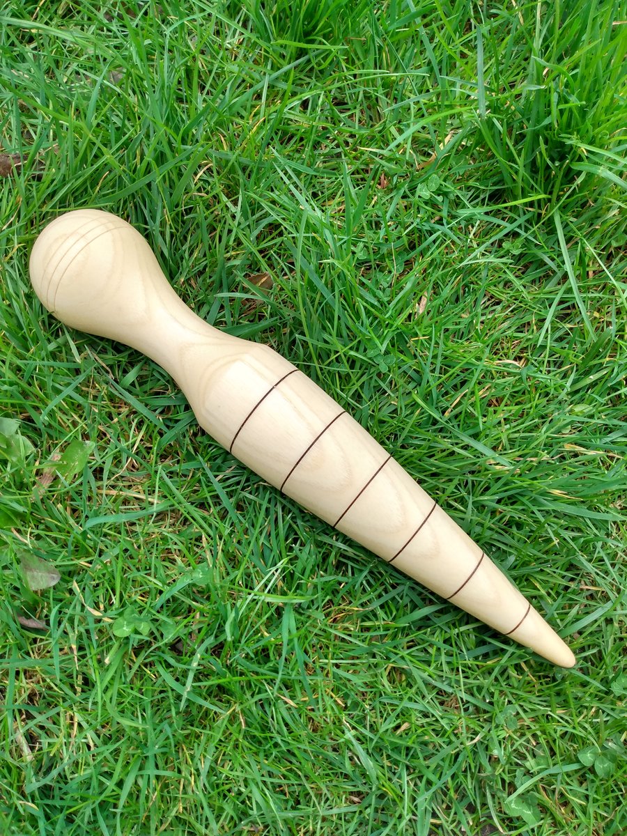 Dibber from Natural Wood - planter for Bulbs Vegetables & Plants 