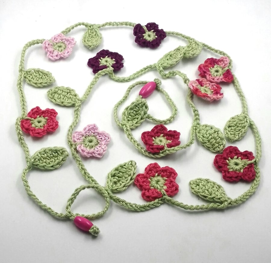 Flower Garland in Summer Colours 