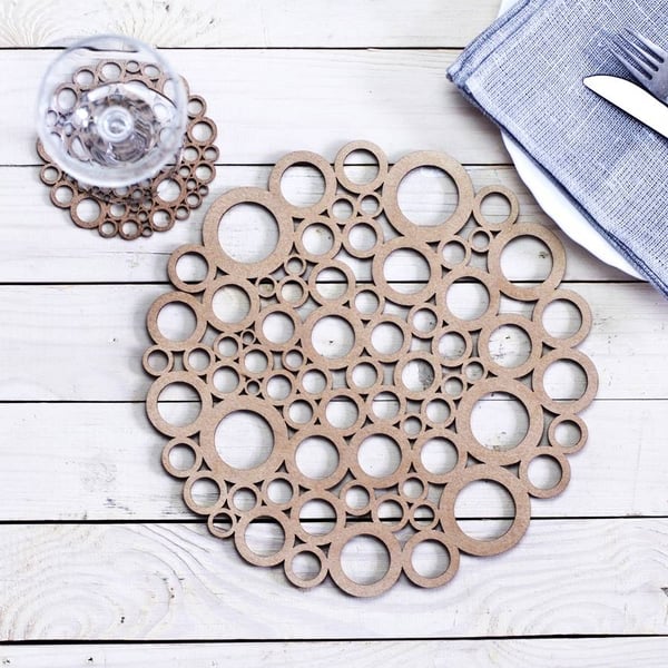 Circles Wooden Place Mats and coasters set of 4 