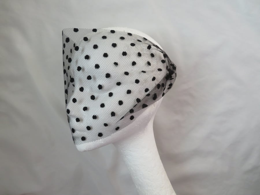 Black Narrow Spotted Tulle Bandeau Bridal Veil - Gothic Bride Wedding