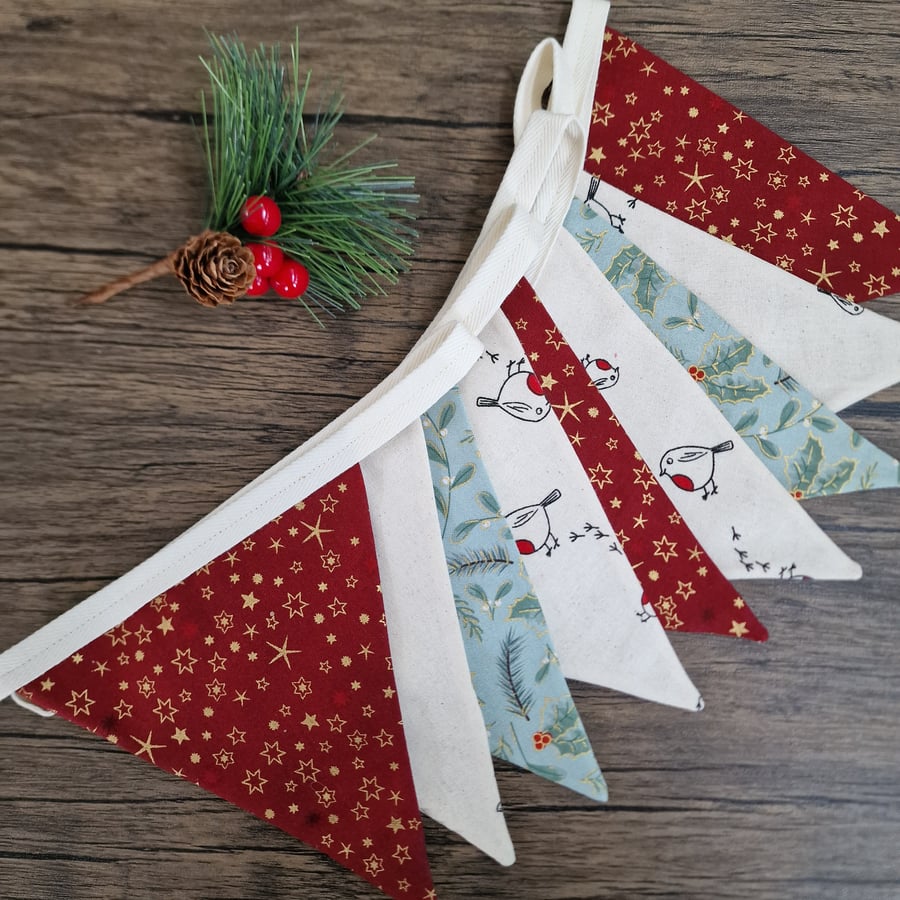 Christmas Bunting - Robins Red, Green & Cream 