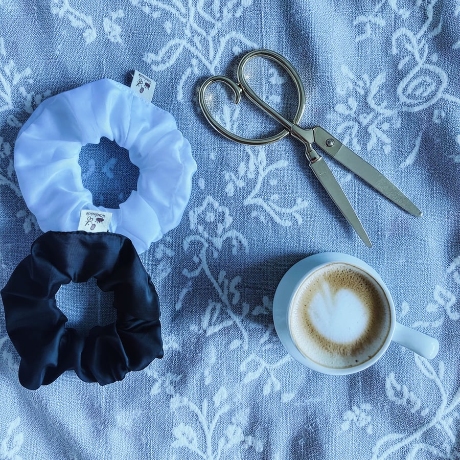 Handcrafted Luxurious Anti-Static Satin Scrunchies