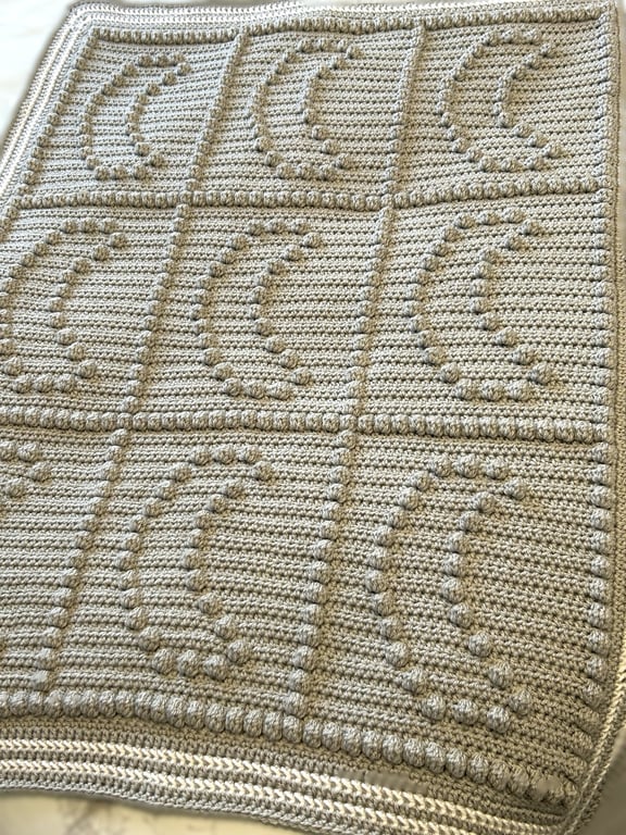 Crescent Moon Crochet blanket pattern