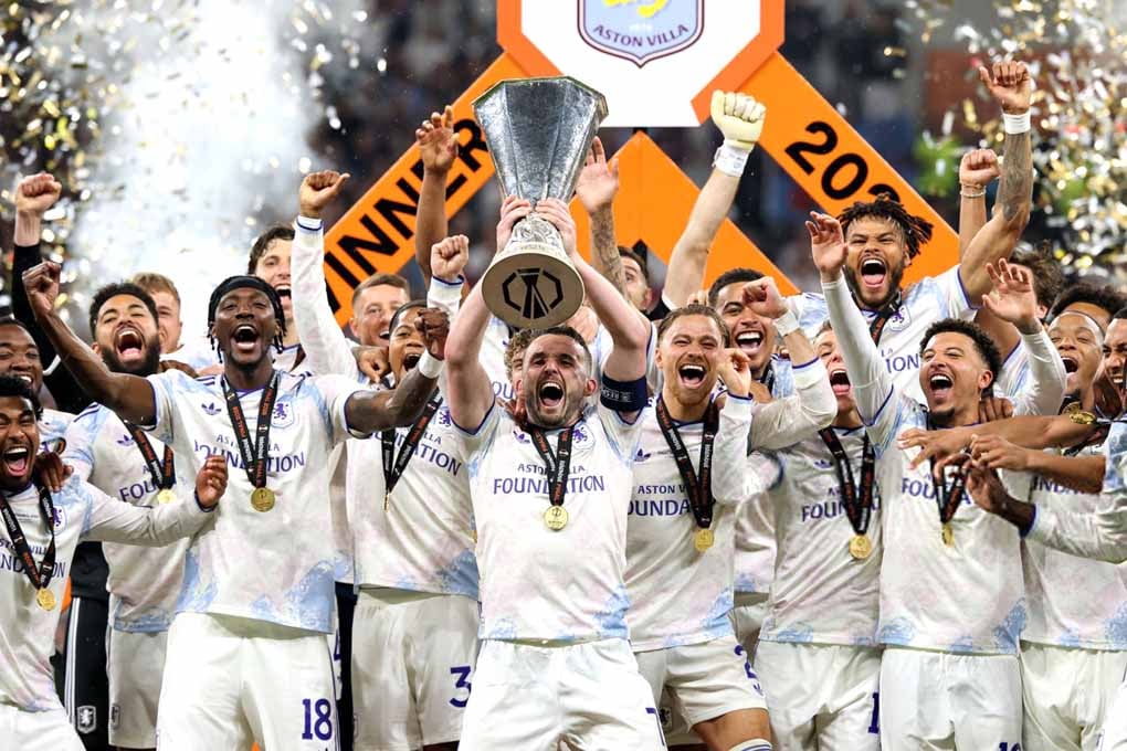 Aston Villa FC UEFA Europa League Cup Winners 2026 Photograph Print