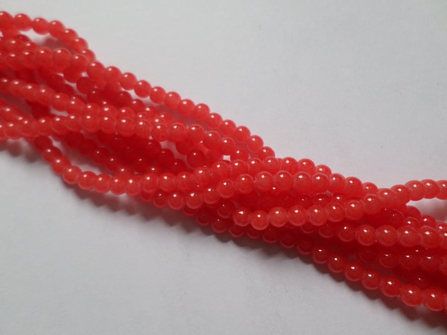 100 x Jelly Style Glass Beads - Round - 4mm - Red 