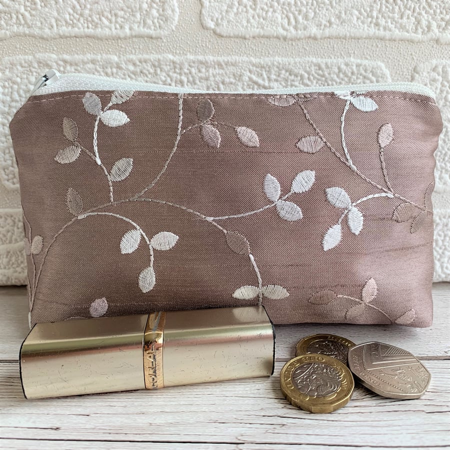 Large purse, coin purse in dusky pink lilac leaf patterned fabric