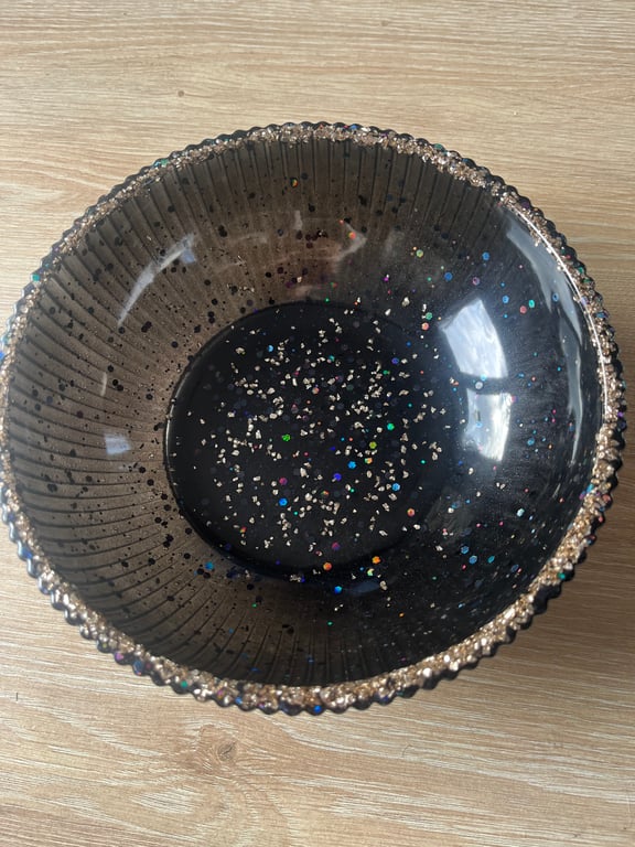 Black Resin Ridged Bowl with Gold Bling