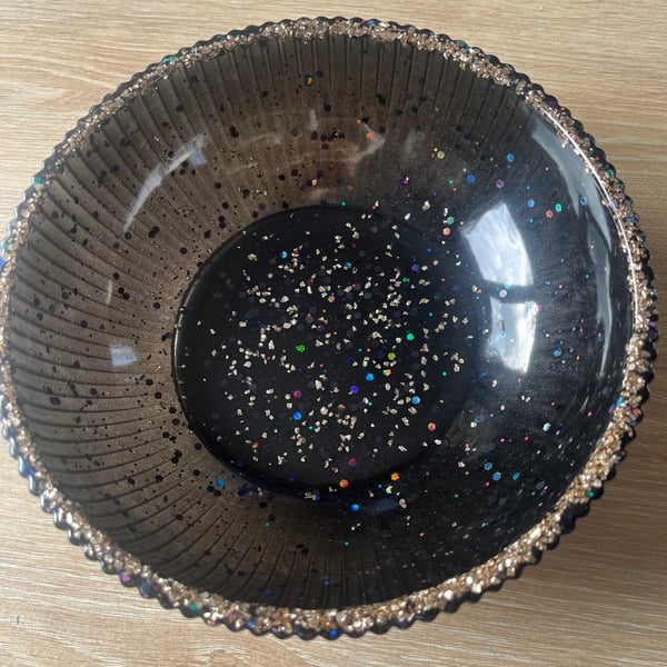 Black Resin Ridged Bowl with Gold Bling