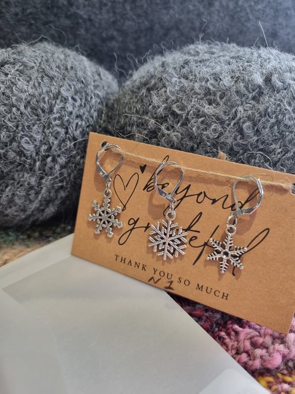 Snow flake Stitch markers 