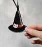 Witches hat wooden hanging decoration - Image 4